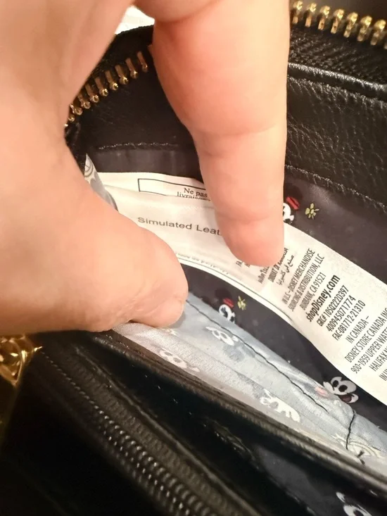 Disney Loungefly Mickey & Minnie red full-size zipper wallet - Picture 5 of 12